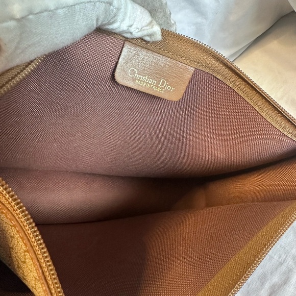 Christian Dior Honeycomb Canvas Vintage Hand Bag!Pre-loved. Beautiful canvas! - Picture 6 of 10